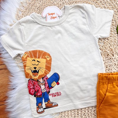 Conj. Camiseta Ready for a Fun Day e Bermuda - Areia e Mostarda